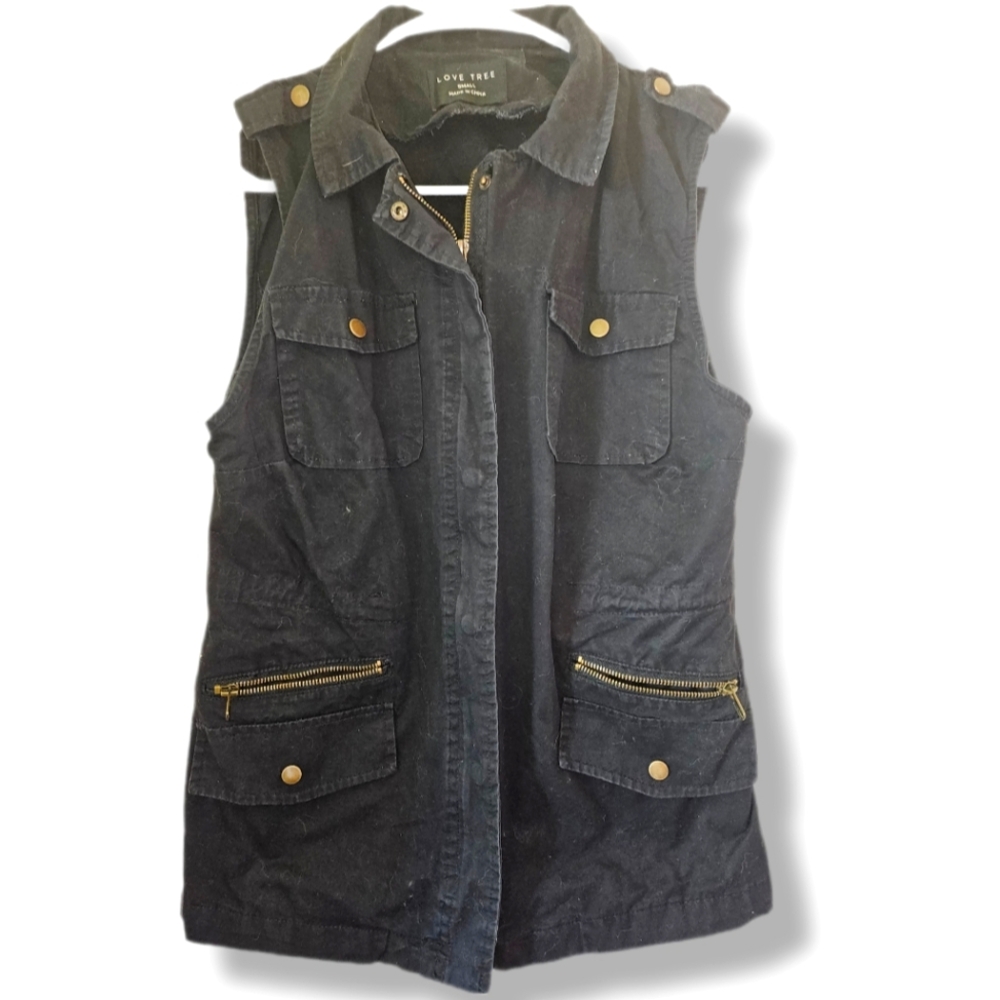 Love Tree Black Utility Zip Up Sleeveless Vest